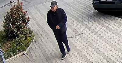 Policjanci z Łasku poszukują sprawcy kradzieży - rozpoznajesz tego mężczyznę?