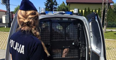 Zaczepiał przechodniów, policjanci znaleźli przy nim narkotyki