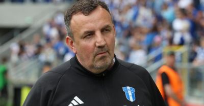Latem cztery zmiany trenerskie, w sumie pięciu debiutantów